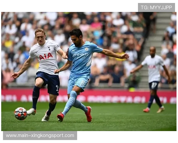 中场对抗或将决定比赛走向：战术的核心，胜负的关键