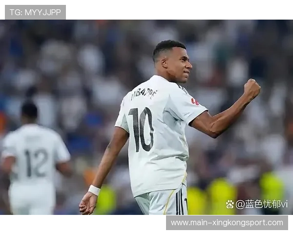 球员在欧冠赛场上以领导力带动队友振作，欧冠人员